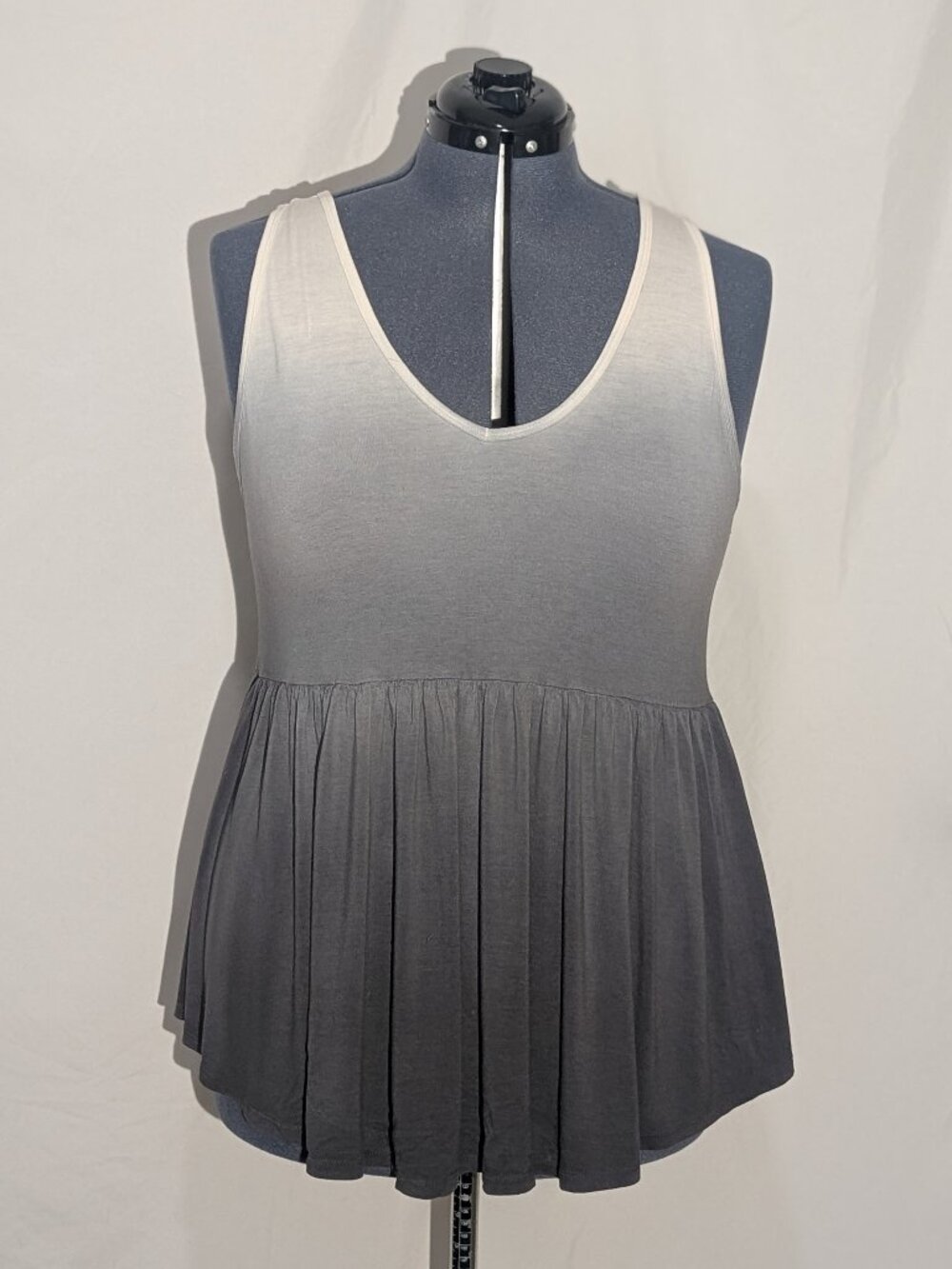 Torrid Ombre Super Soft Strappy Babydoll Tank Size 1